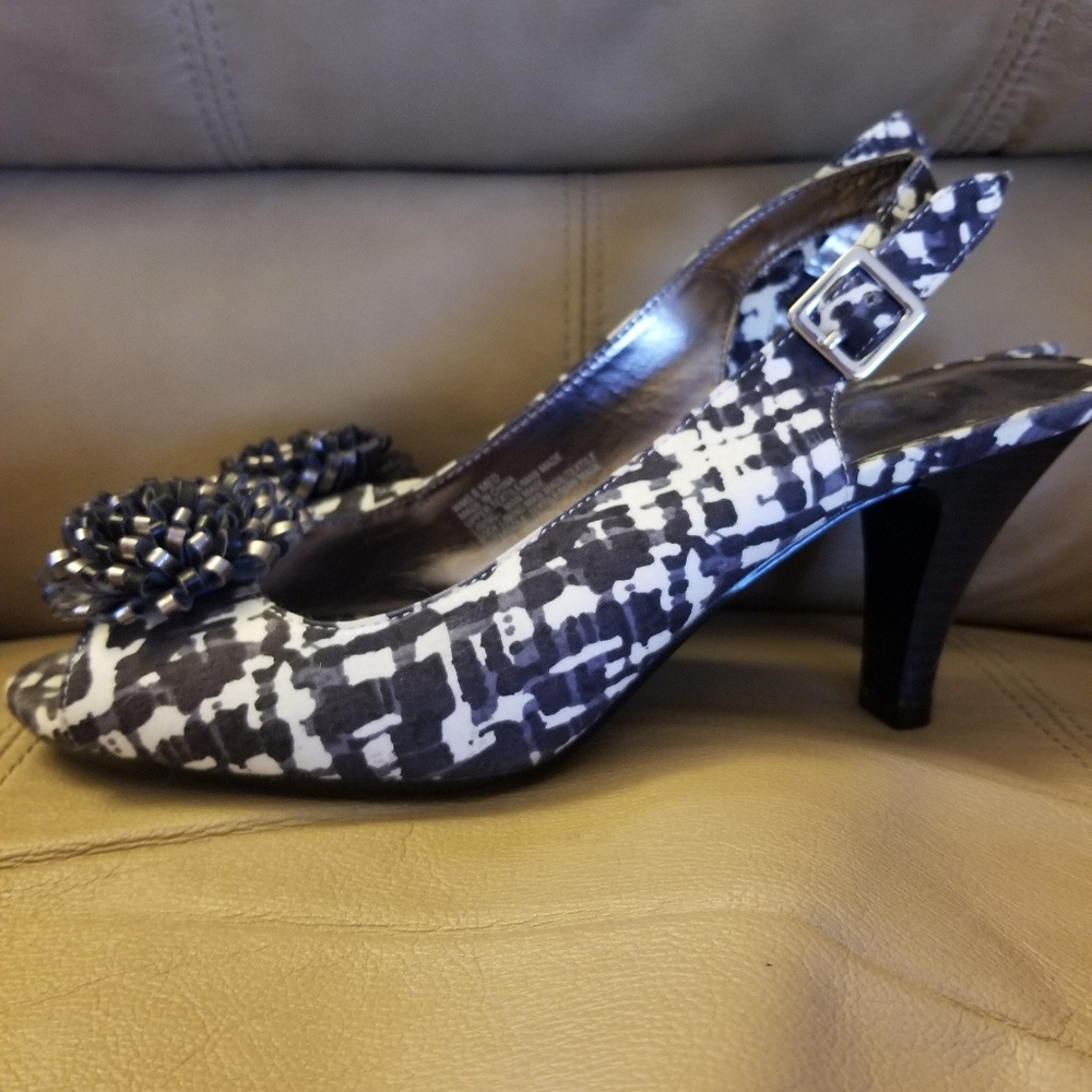 Croft & Barrow Peep Toe Heels